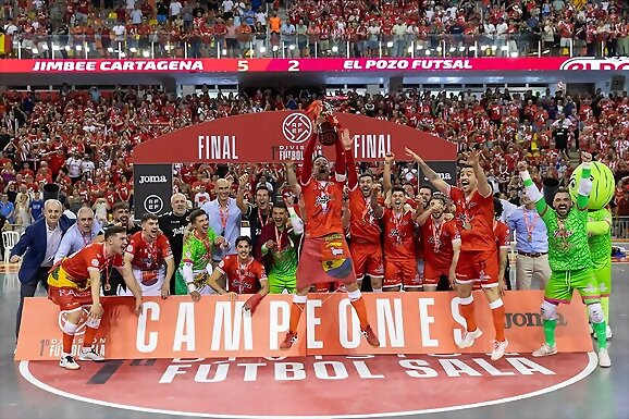 Campeones de Liga