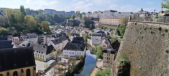 Luxemburgo (y 4)