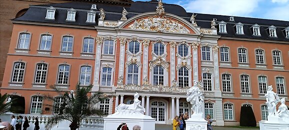 TRÉVERIS (2)