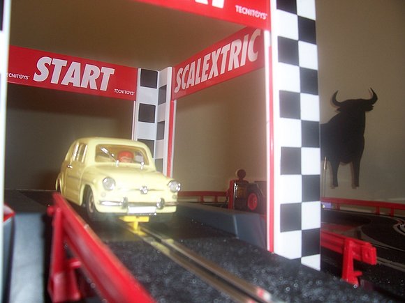 Seat 600 E