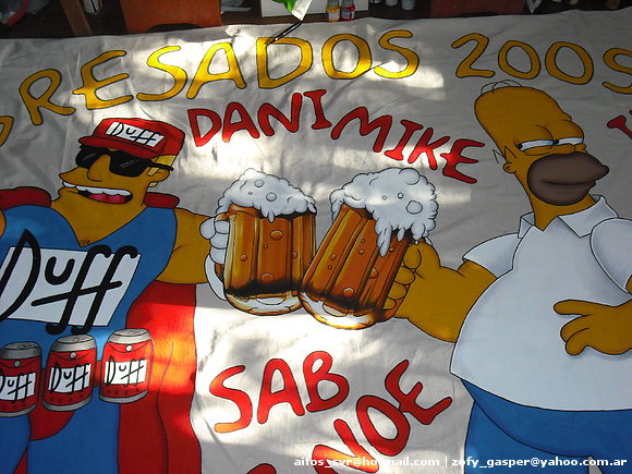 Bandera de egresados | Duffman & Homero Simpsons