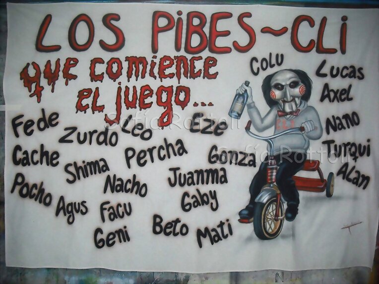 Bandera de egresados  Saw 2013