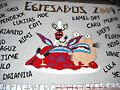 Bandera de egresados:Hay Monstruos de Verdad!