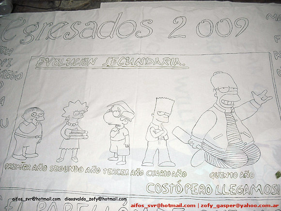 Primer paso de la bandera de egresados