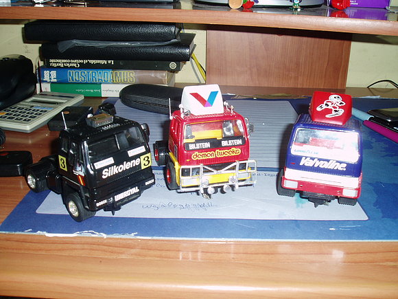 mis truks de scx uk