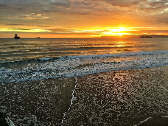 Martes...Abril...Feliz dia a todos!!!