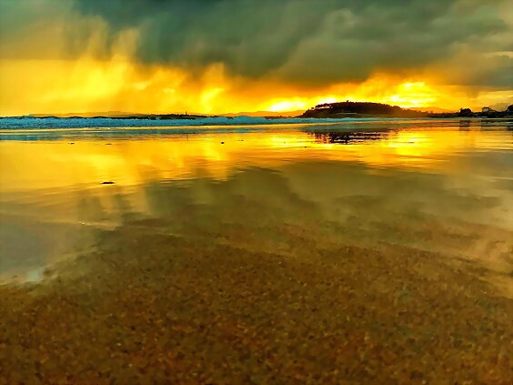 Febrero, ya está aquí...Frio, lluvia...atardecer.