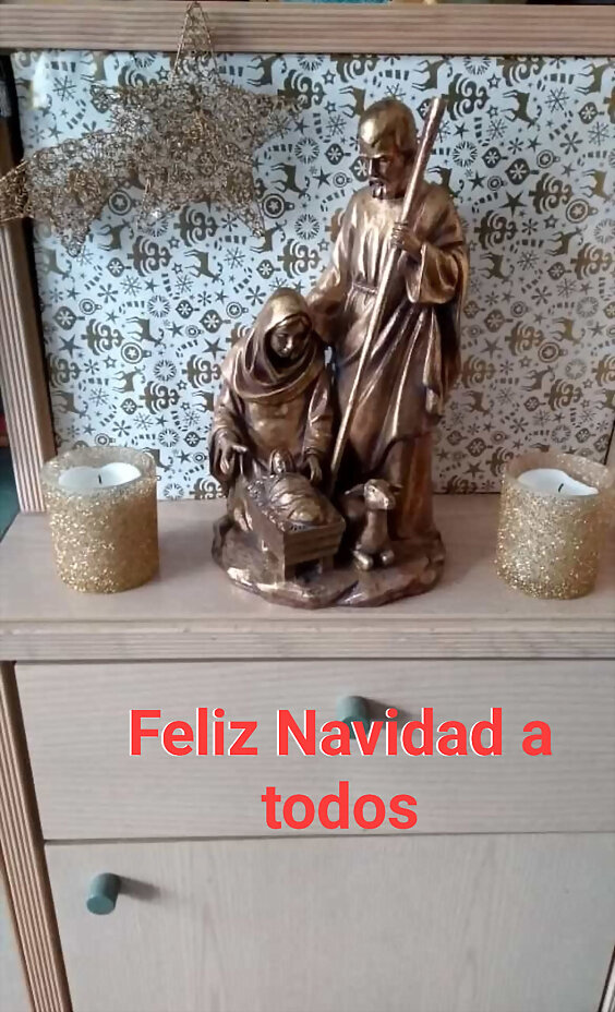 Feliz Navidad. Cuidaros mucho