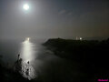 Vista nocturna desde la playa de Matale&ntilde;as.