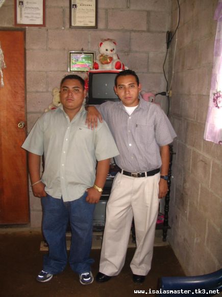 Abel y Daniel.  Mis brothers