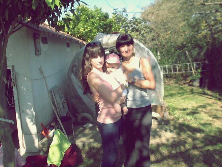 Mamá & Yago; (L)