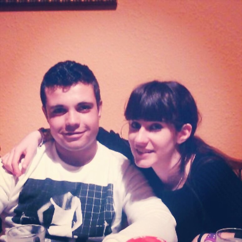Yo te tengo a ti y ella tiene envidia.