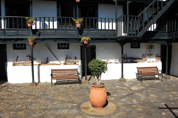 CASA LUJAN