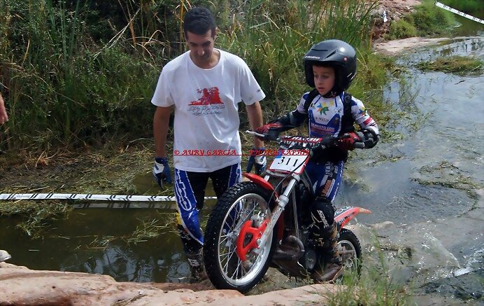 HOY 5 FOTOS DE AURY