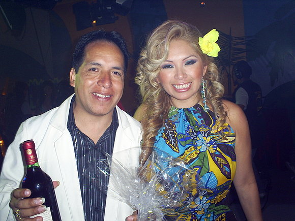 victor guzman con lizeth