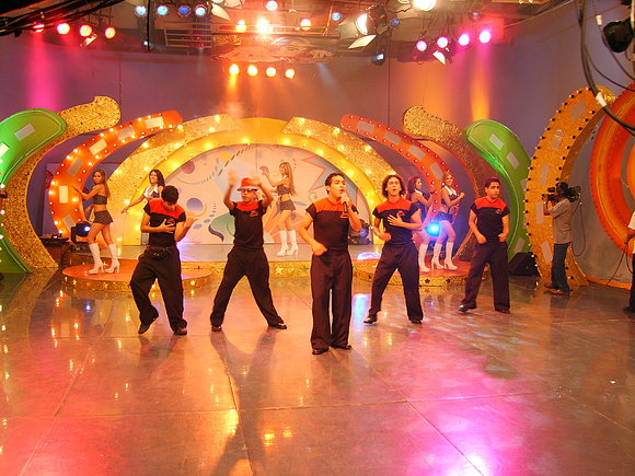 grupo original en la movida de los sabados