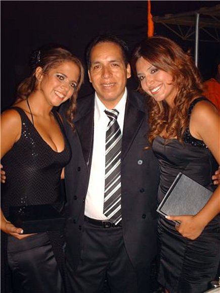 victor guzman con sandra muente y nicole phillman