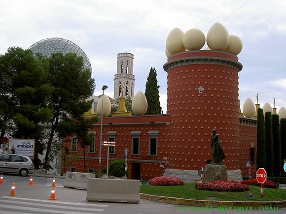 Extraña Arquitectura