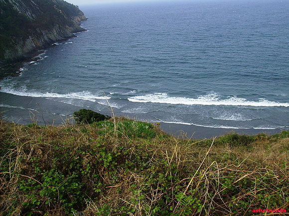cala de sabugo en otur (asturias)