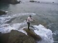 caceando en la playa de esta&ntilde;o gijon (asturias)