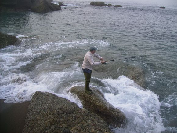 caceando en la playa de estaño gijon (asturias)