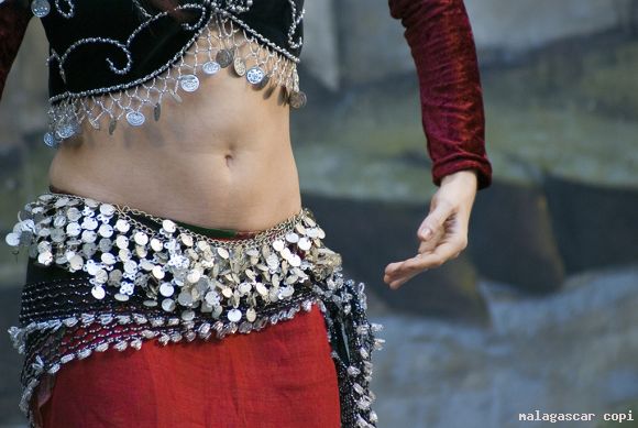 DANZA DEL VIENTRE