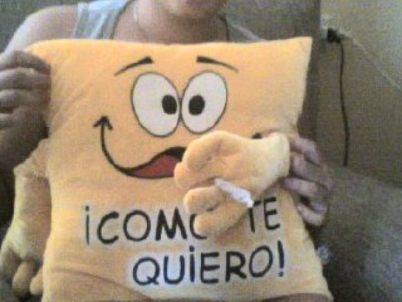 en casa jugando al tekken