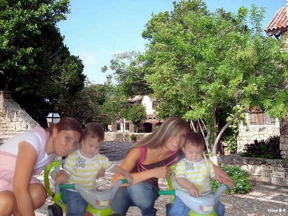 mi hermana y yo con mi sobrino