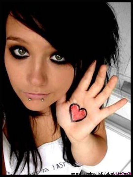 ^.^
