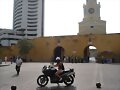 COLOMBIA  PUERTA DE LA CIUDAD AMURALLADA