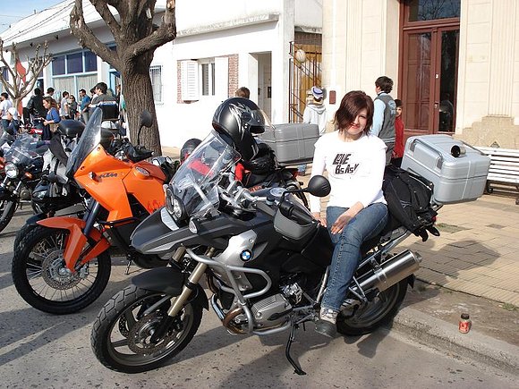 mi negra gs 1200