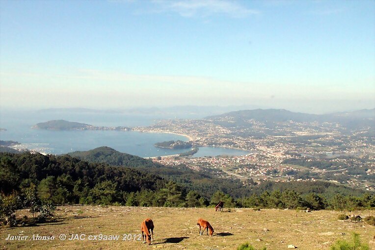 vista de Baiona desde A Groba en Galicia