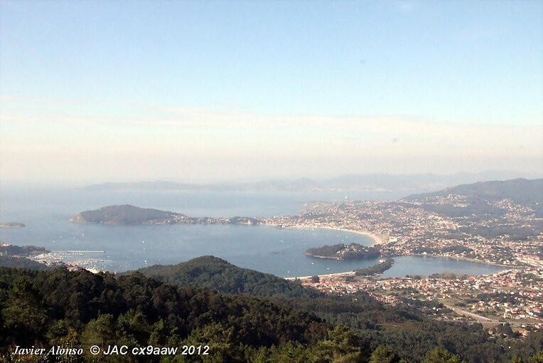 vista de Baiona desde A Groba en Galicia España