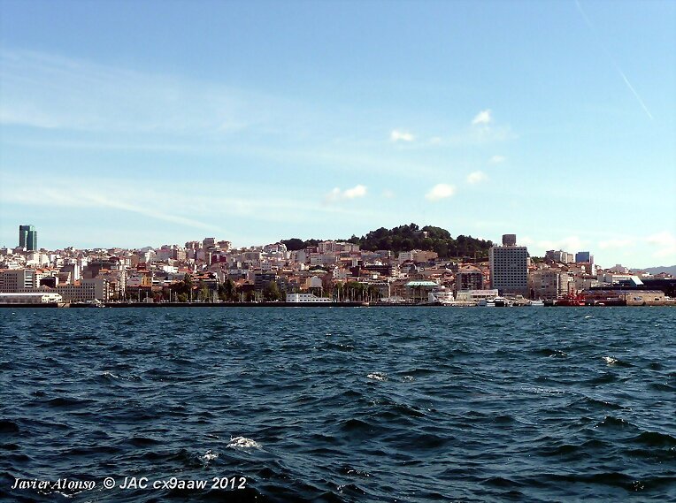 Vista de Vigo desde la Ria en Galicia España
