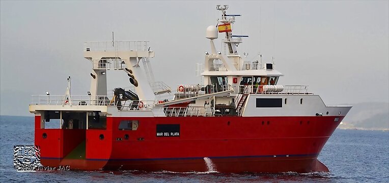 El Buque arrastrero Armon V-114 Nina para Argentin