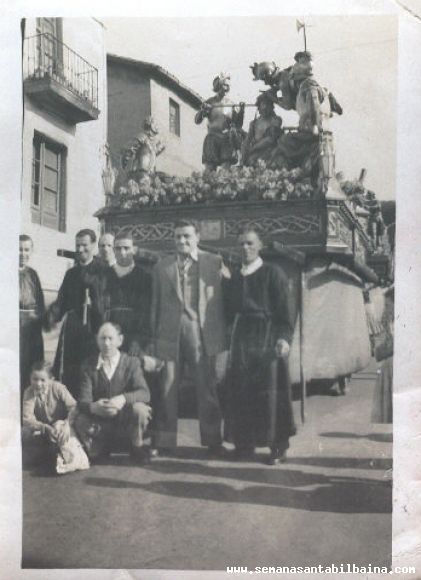 COFRADES DE LA STA. VERA CRUZ AÑOS 50