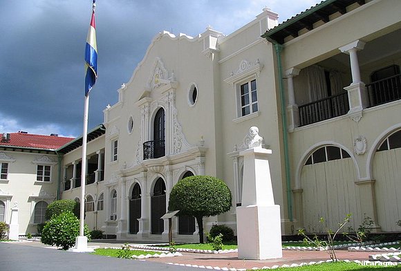 Universidad Nacional Autónoma de León