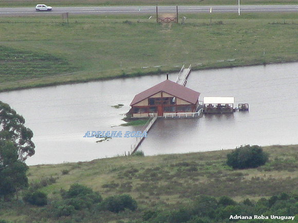 LAGO ARTIFICIAL