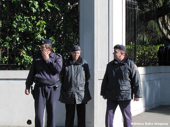 frente a casa presidencial.