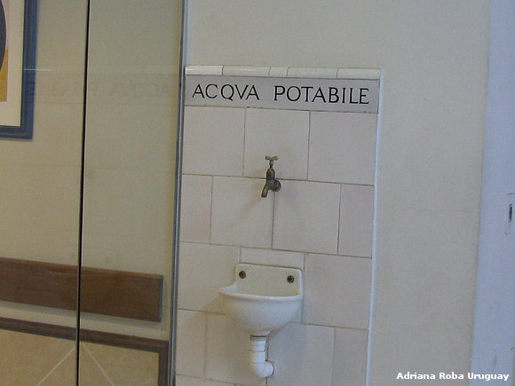canilla en el hospital italiano