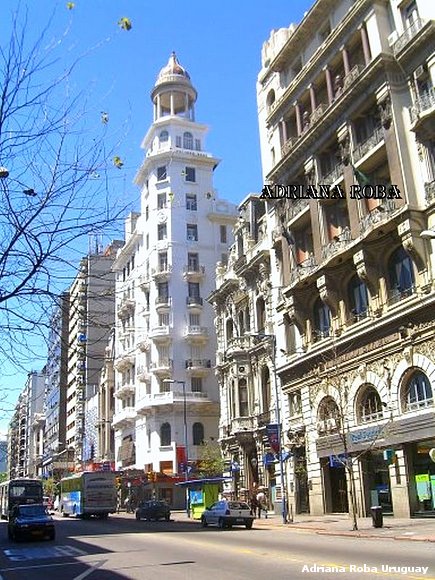 edificios en 18 de Julio