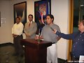 Ilich habla durante el acto de premiaci&oacute;n