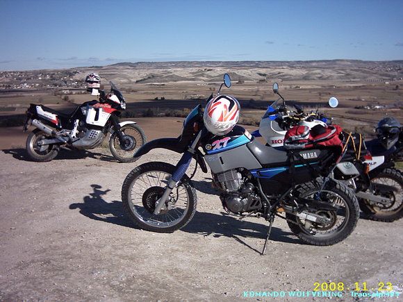 Mi Campeona, la XT y la Afrika-Twin