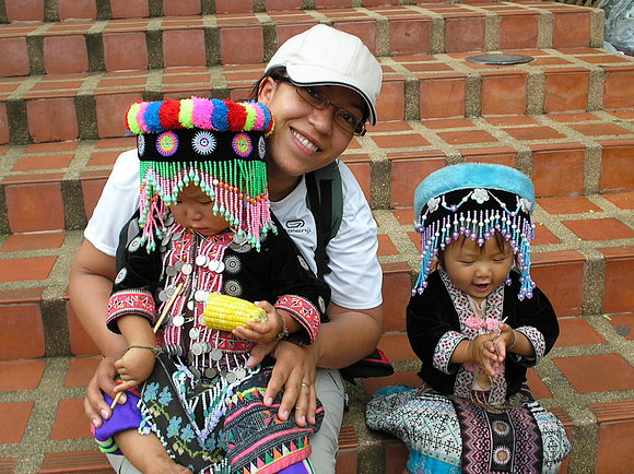 Me enomoré de los niños tailandeses perdidamente