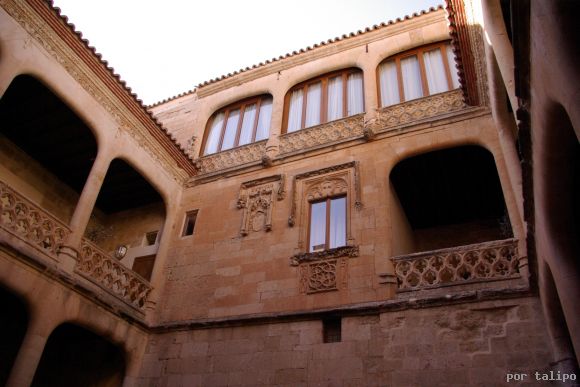 Patio del Castillo del Buen Amor