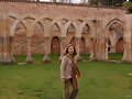 En el claustro de San Juan de Duero