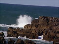 Olas rompiendo