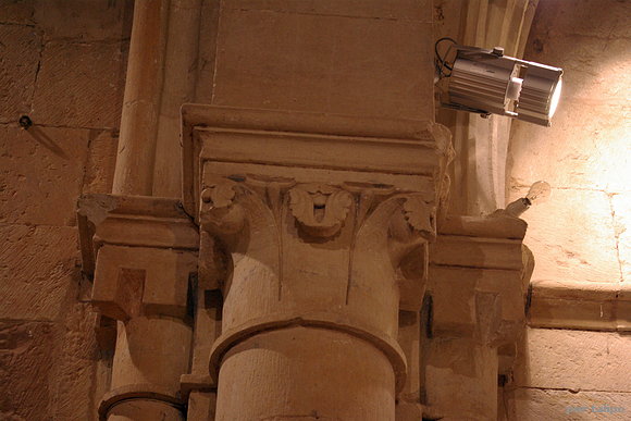 Capitel en San Pedro