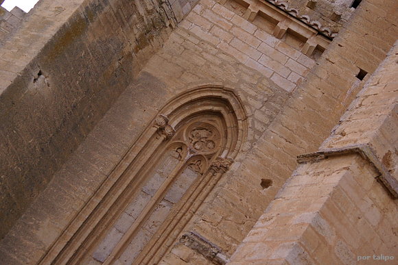 Ventana de arco apuntado