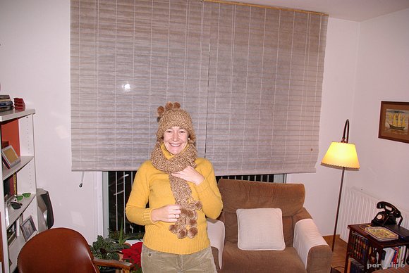 Un gorro y una bufanda a juego